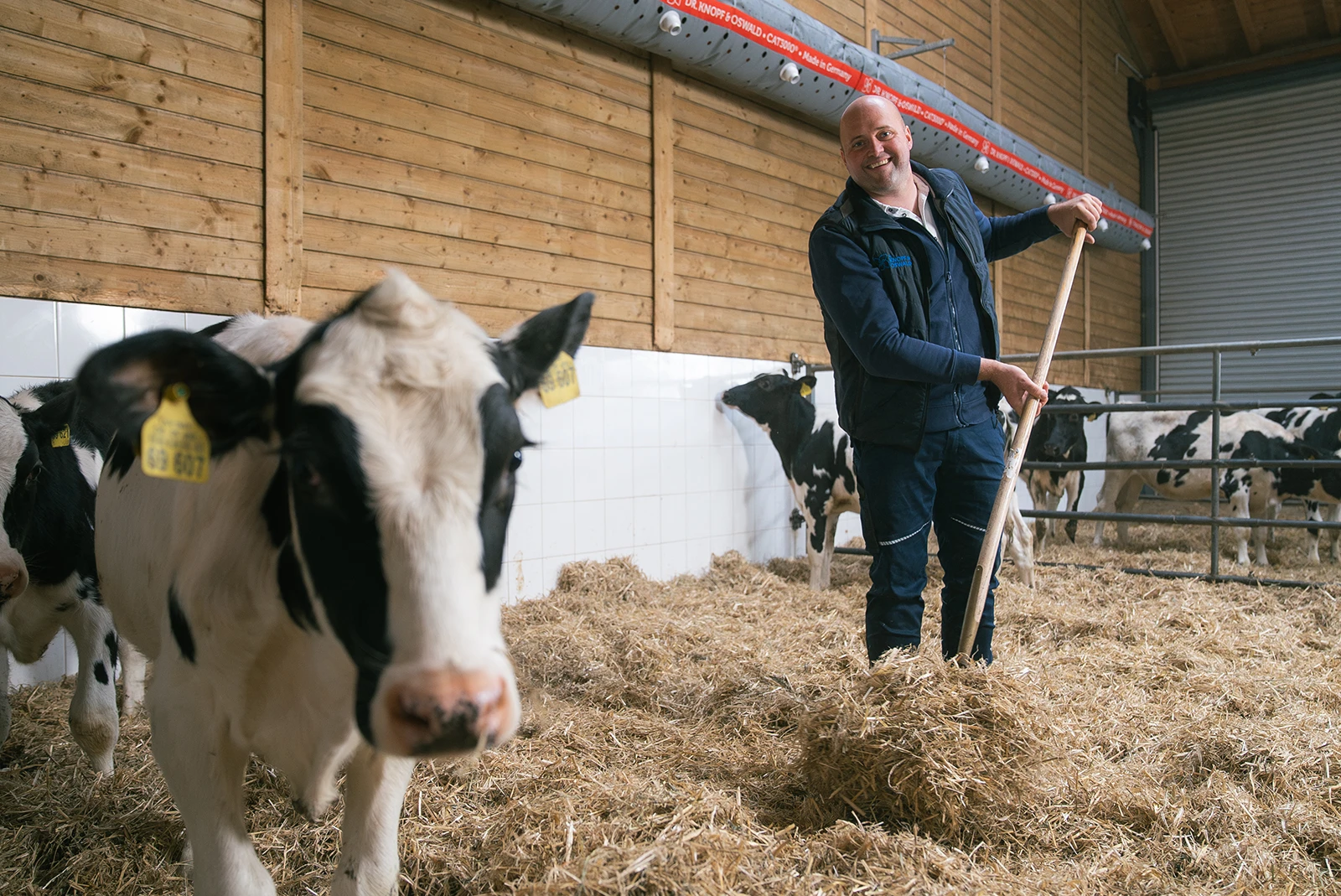 Stall mit CAT3000 Schlauchbelüftung
